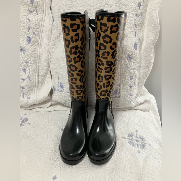 COACH Leopard/Solid Black Rain Boots with Gold Coach Grommets, Black/Gold Laces - Picture 6 of 16
